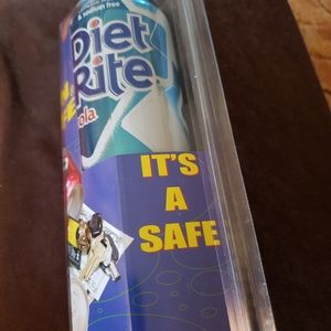 Diversion safe disguised as pop can